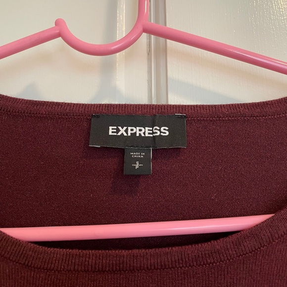 Express Ruched sweater dress in maroon color - Picture 3 of 4